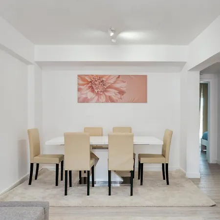 Hostwise - Bright & Family Flat In Paco De Arcos Lisbon