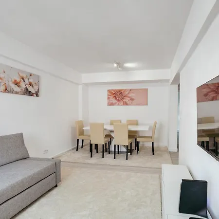Apartment Bright & Family Flat In Paco De Arcos By Hostwise Lisbon