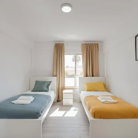Apartment Bright & Family Flat In Paco De Arcos By Hostwise Lisbon